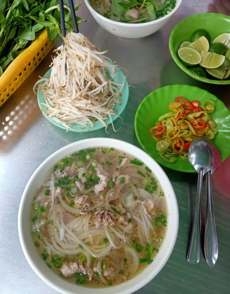 Phở Anh, Tân Sơn Nhì