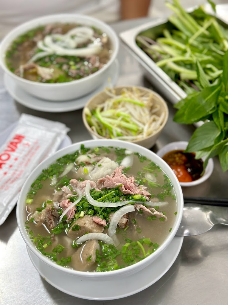 Phở Cao Vân, Mạc Đỉnh Chi