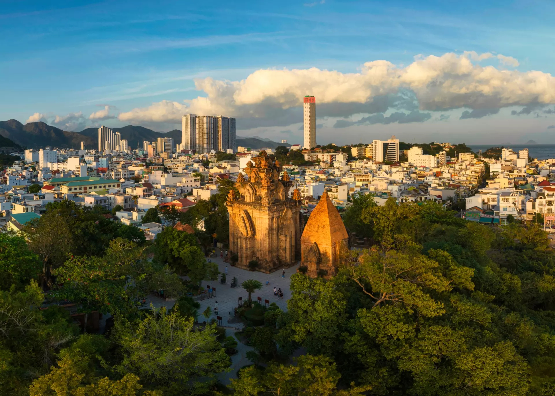 Tháp Bà Ponagar