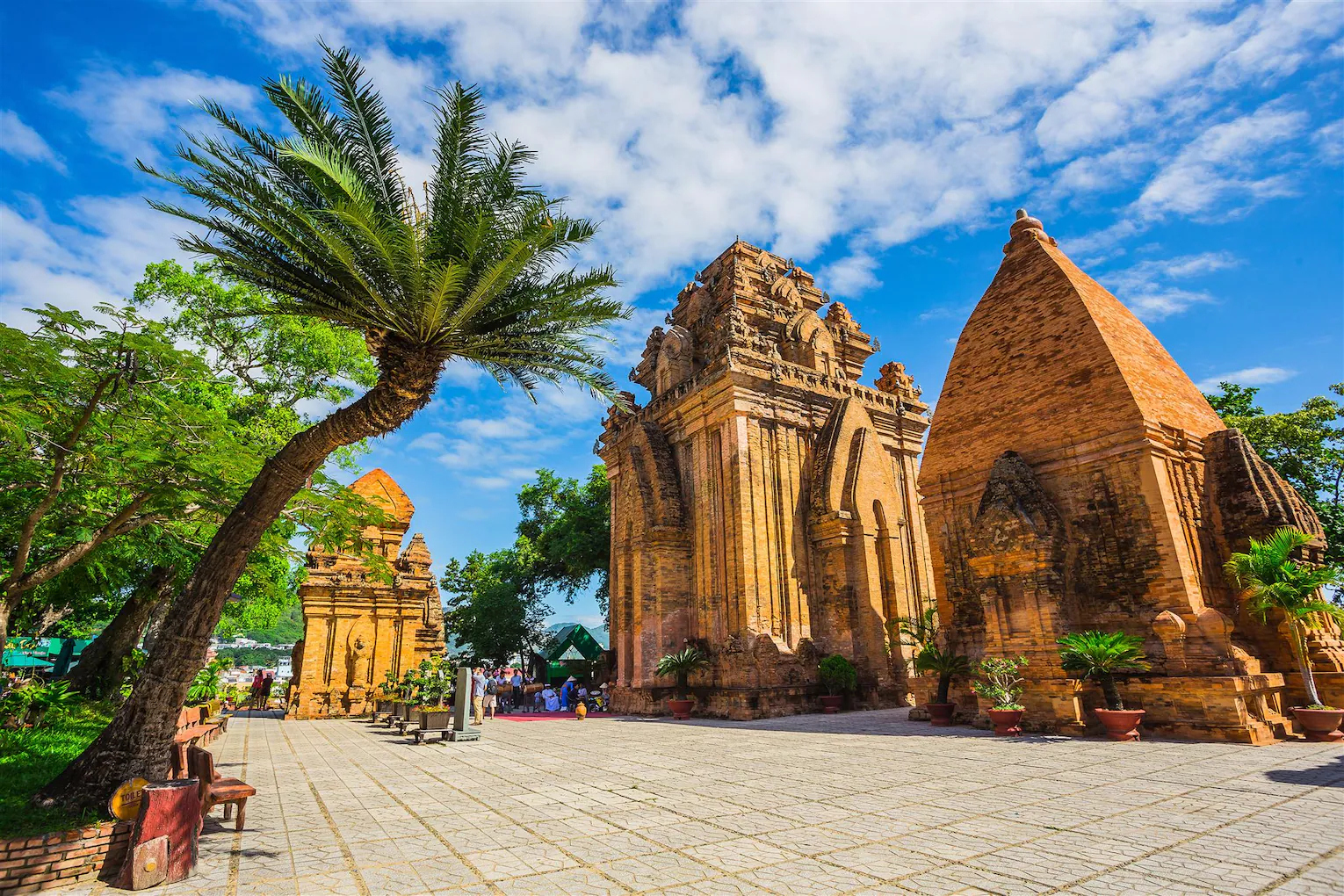 Tháp Bà Ponagar