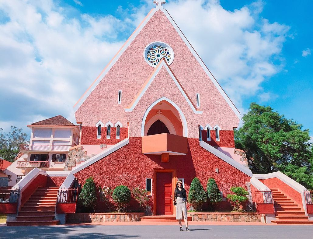 Nhà thờ Domaine De Marie