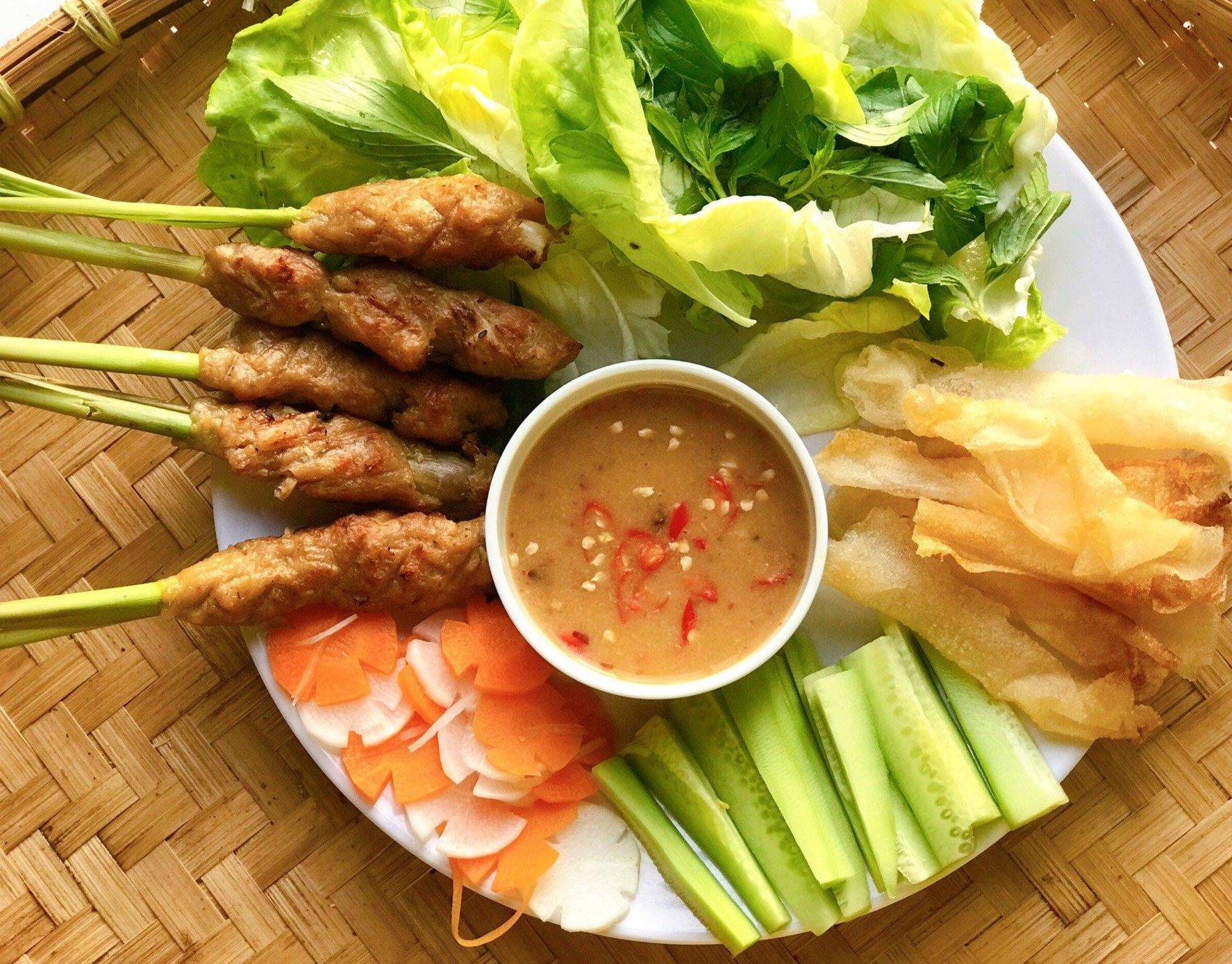 Bánh Xèo, Nem Lụi