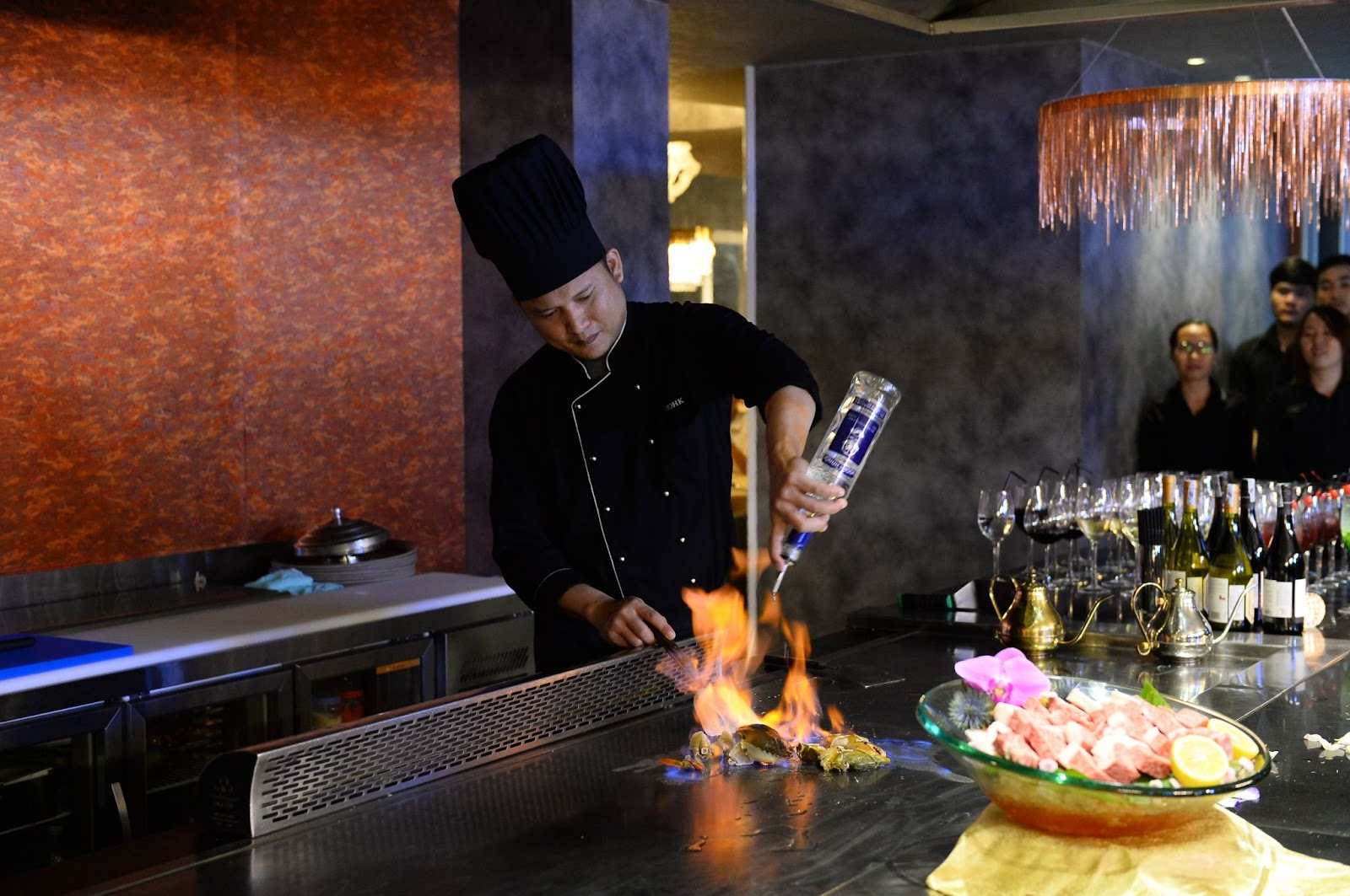 Teppanyaki - Bữa tiệc của ngũ quan