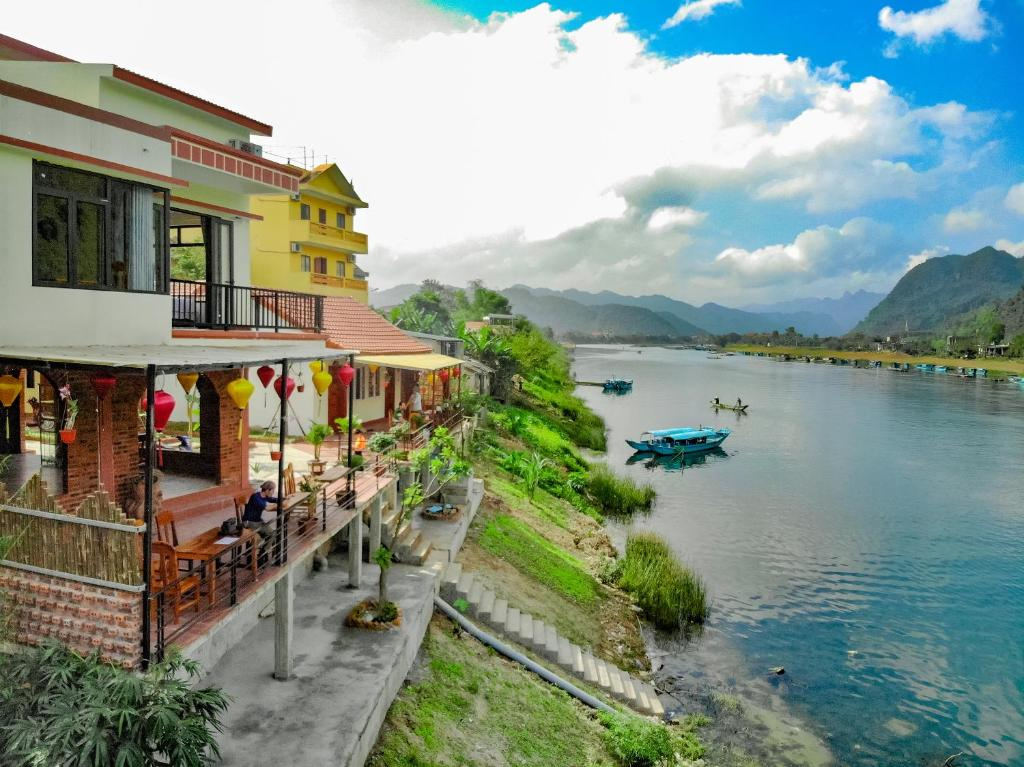 Phong Nha Coco Riverside