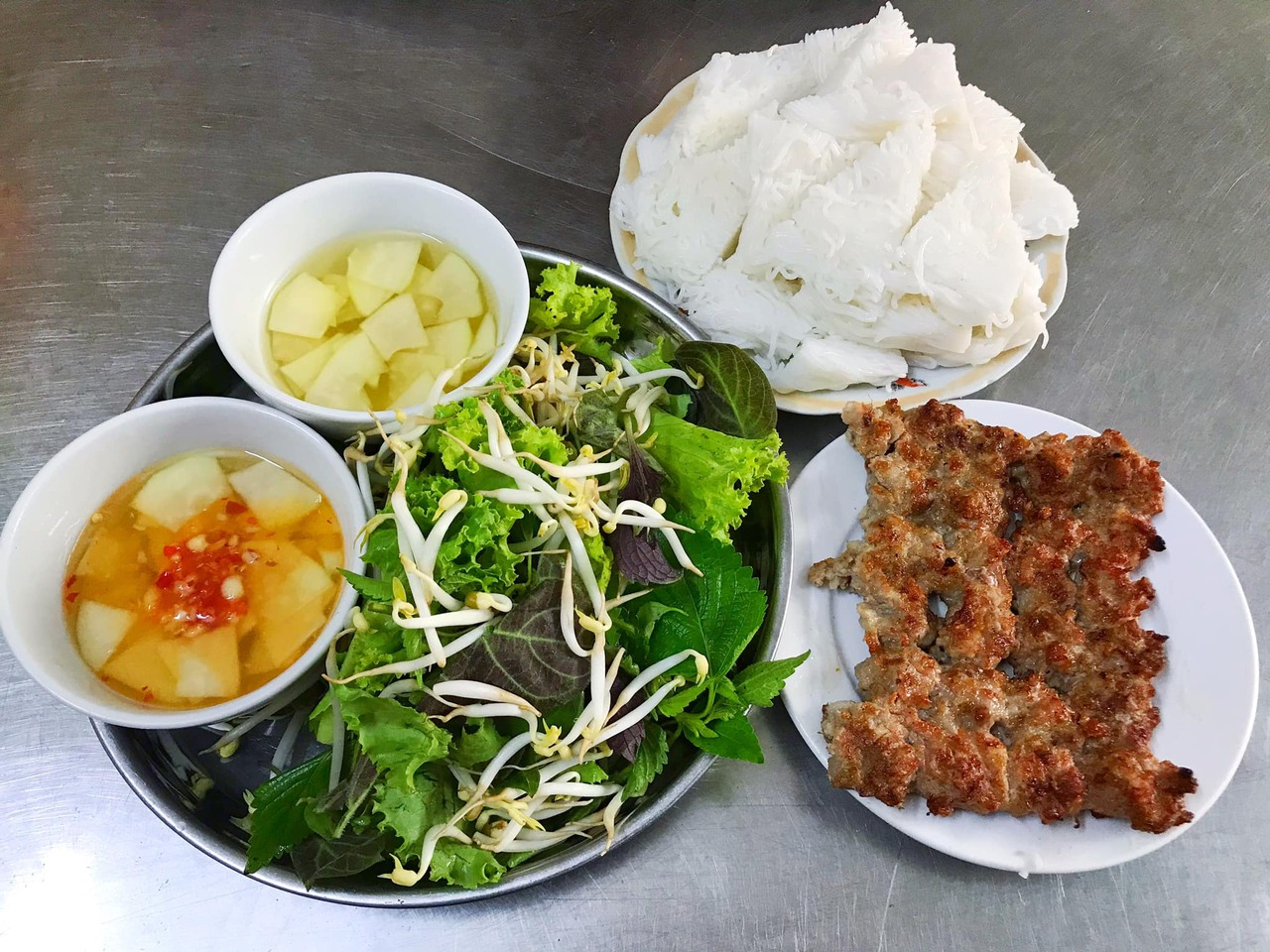 Bún Chả Quạt Ninh Bình